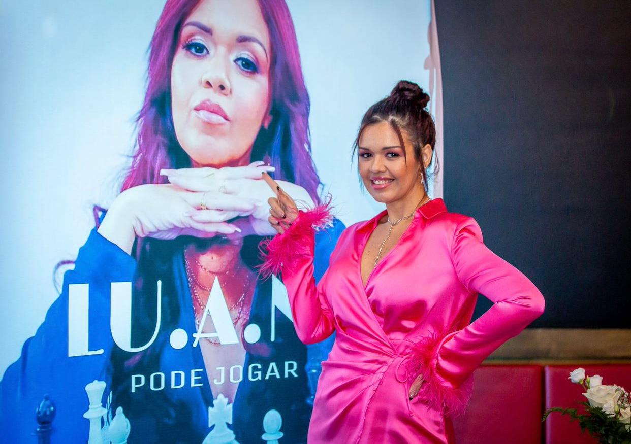 Luana Belli faz evento privado de lançamento de música 'Pode Jogar' - Super  Rádio Tupi